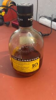 No, I’m not drinking at work (although this happens to be my favorite whisky). These bottles are perfect for storing my shellac / alcohol mixture.

Applying a few coats on the back of the neck of this Junior I started building many moons ago.

I just love French polishing with some music in the background. 

#peaceful #guitarbuilding #frenchpolish #lespauljunior